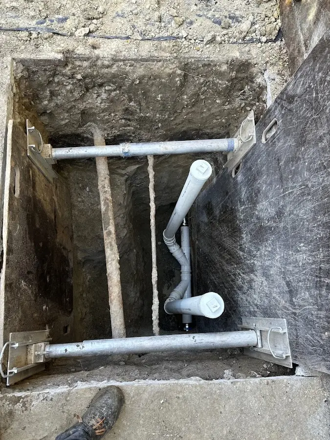 Experienced plumber completing Gas Line Repair work in Delanco
